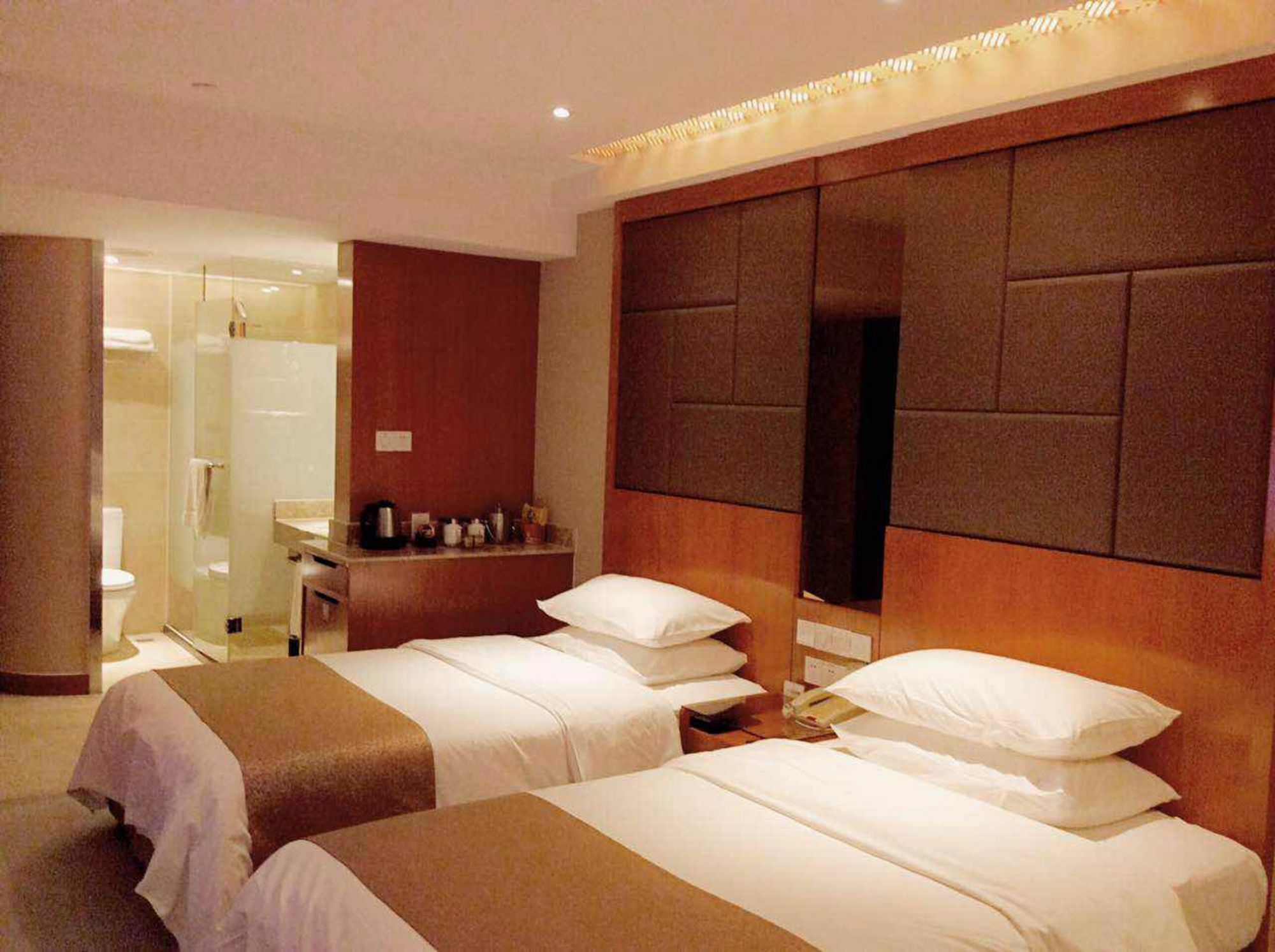 Oriental Hotel Tong Xiang Jiaxing Bagian luar foto